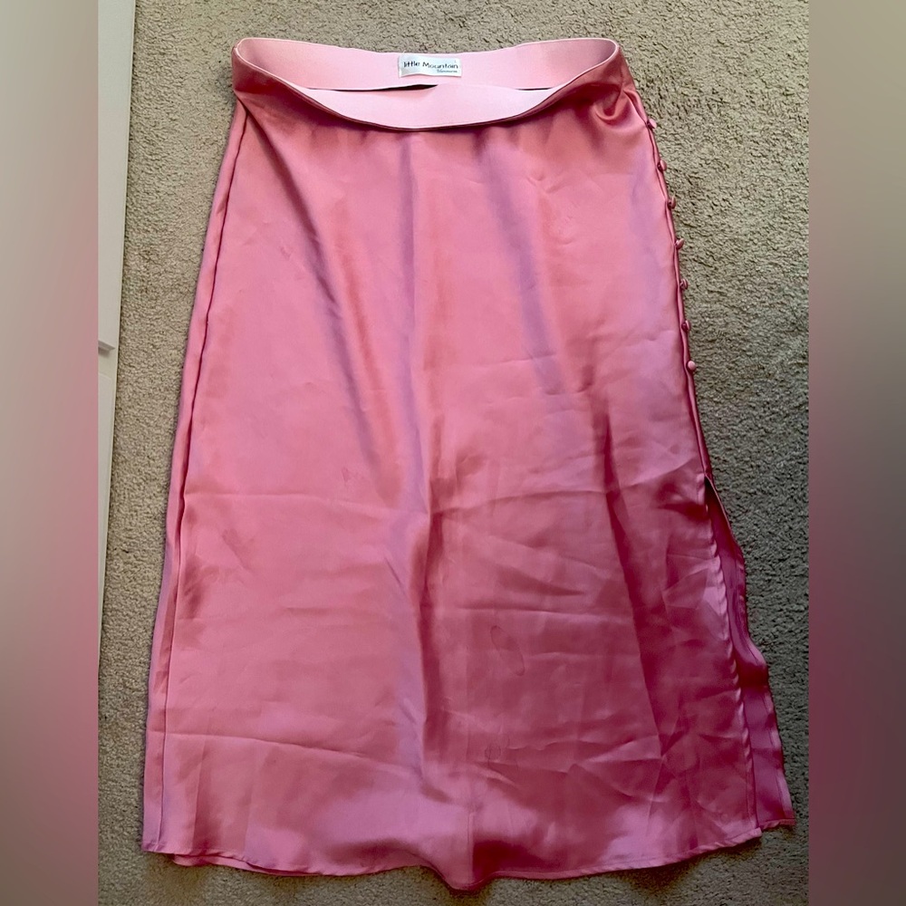 Little Mountain Satin Skirt